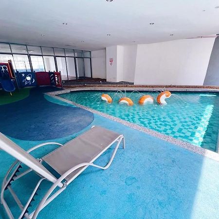 Connected Train 3 Bedrooms - Above Klgateway Mall 14 Kuala Lumpur Esterno foto