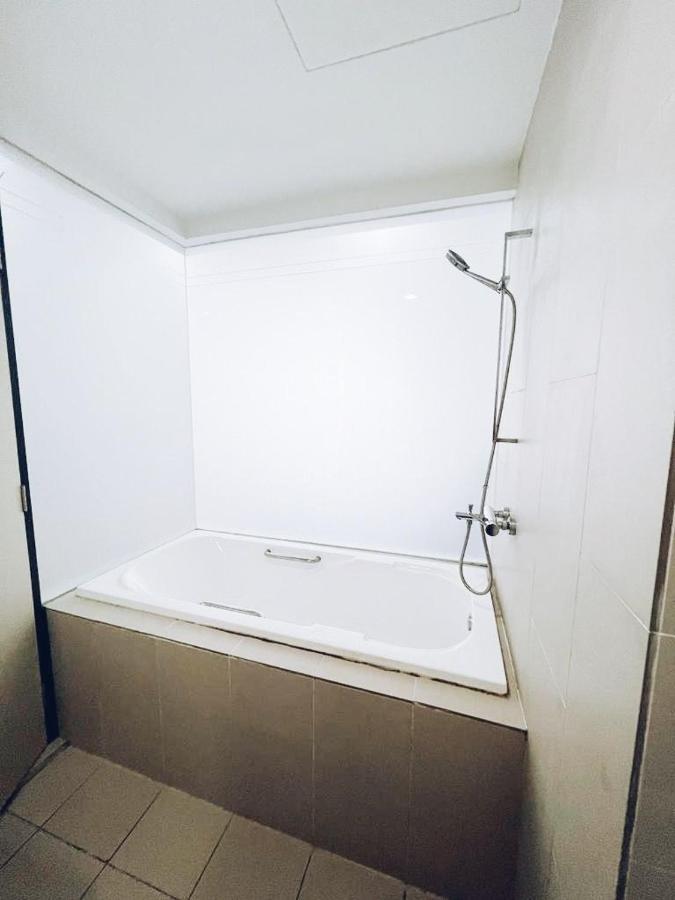 Connected Train 3 Bedrooms - Above Klgateway Mall 14 Kuala Lumpur Esterno foto