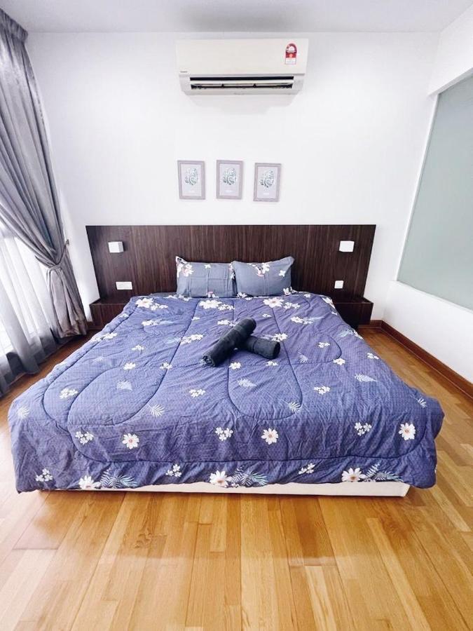 Connected Train 3 Bedrooms - Above Klgateway Mall 14 Kuala Lumpur Esterno foto