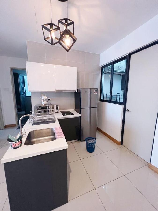 Connected Train 3 Bedrooms - Above Klgateway Mall 14 Kuala Lumpur Esterno foto