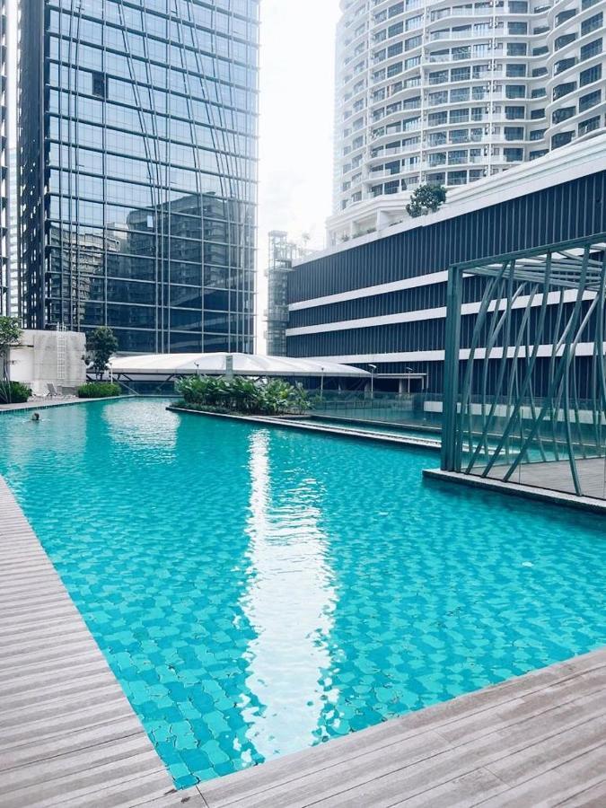 Connected Train 3 Bedrooms - Above Klgateway Mall 14 Kuala Lumpur Esterno foto