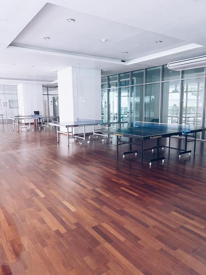 Connected Train 3 Bedrooms - Above Klgateway Mall 14 Kuala Lumpur Esterno foto