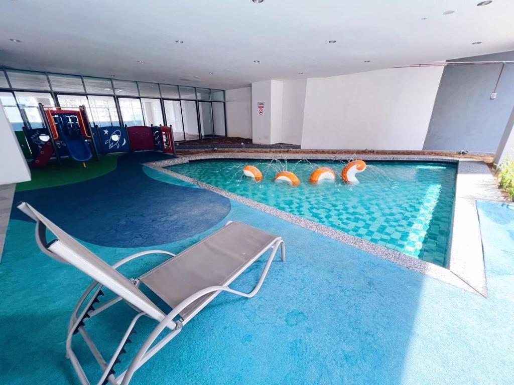 Connected Train 3 Bedrooms - Above Klgateway Mall 14 Kuala Lumpur Esterno foto
